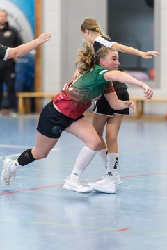 Bild 221 - wBJ HSG Kremperheide/Muensterdorf - HSG Joerl-Doppeleiche Vioel : Ergebnis: 34:23
